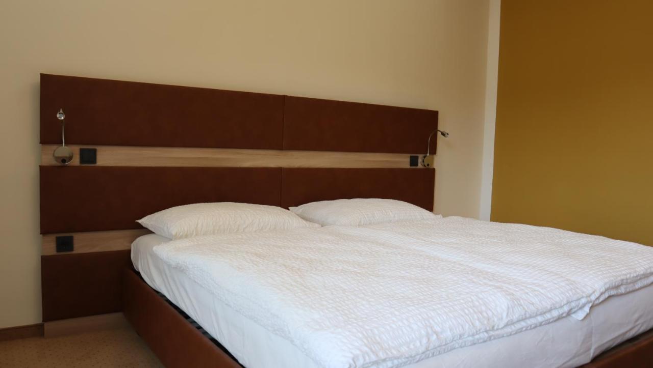 Wartmannstetterhof Otel Wartmannstetten Dış mekan fotoğraf